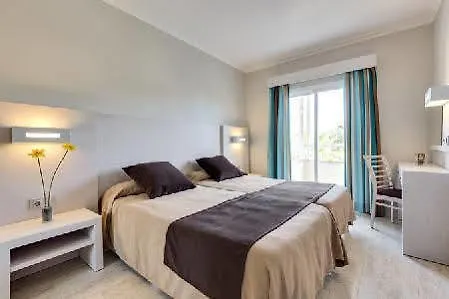 Playa Garden Selection Hotel & Spa Playa de Muro  Hotel apartamentowy
